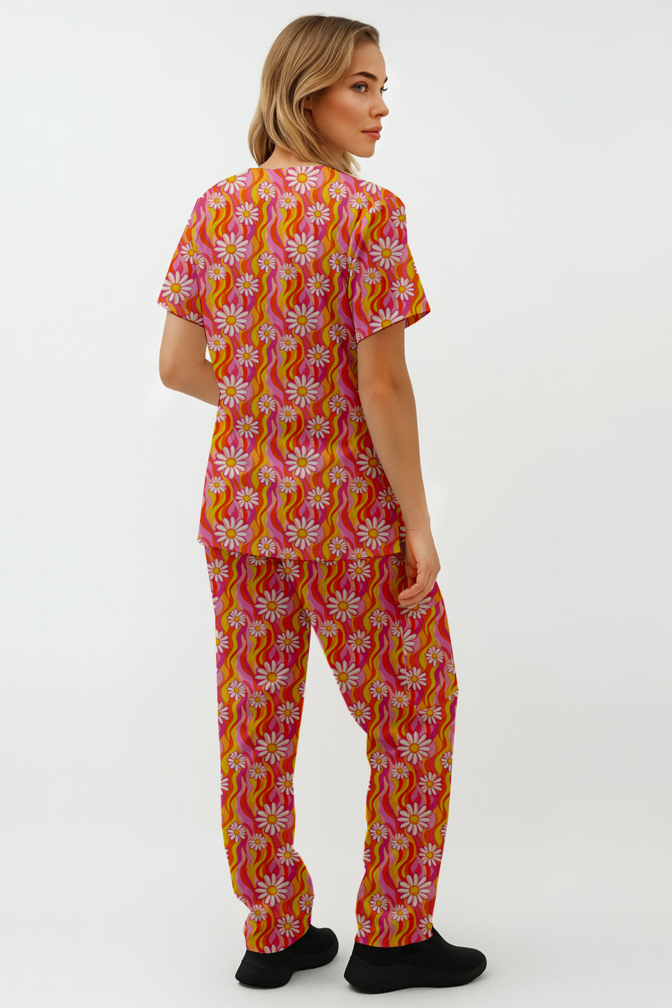 Retro Daisy  Printed  Scrub Set